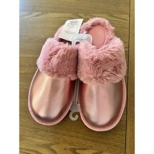 Auden Metallic Pink Faux Leather Furry Slippers Women's Size M (7/8) New